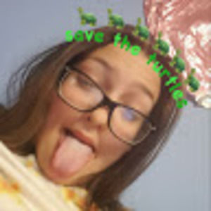 Meet your Posher, Chloe